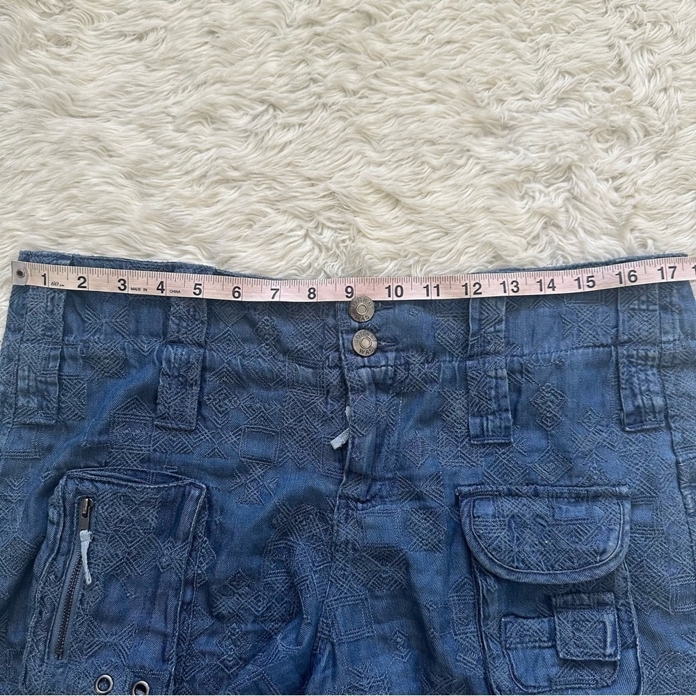 Johnny Was Zuma Denim Shorts Belted Cargo Embroidered 100% Lyocell Sz 8 - Picture 8 of 10